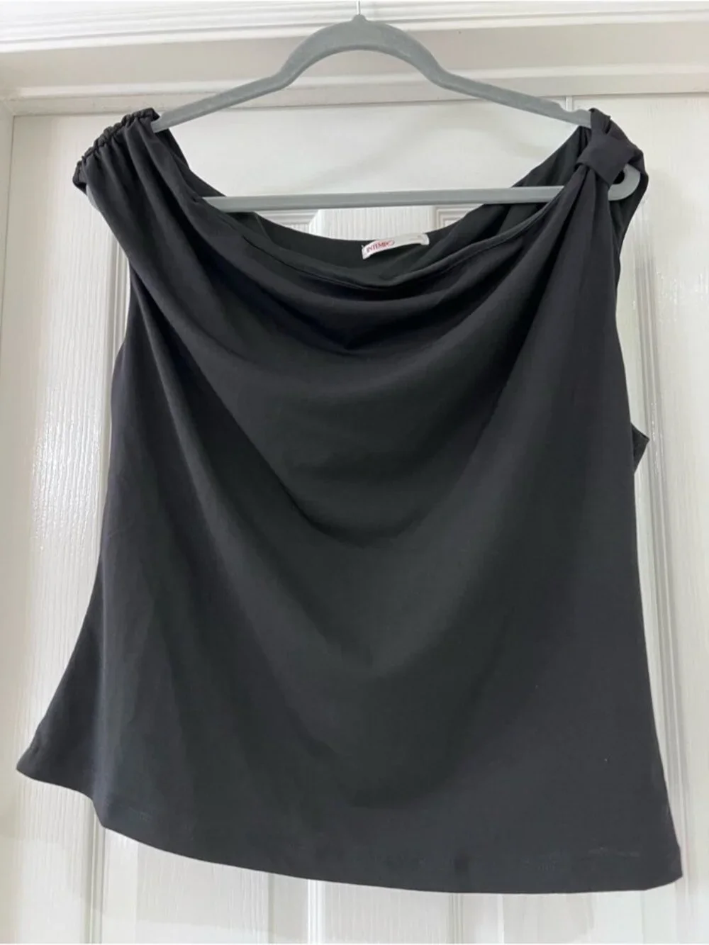 Black Off the Shoulder Women’s Top - Picture 1 of 2